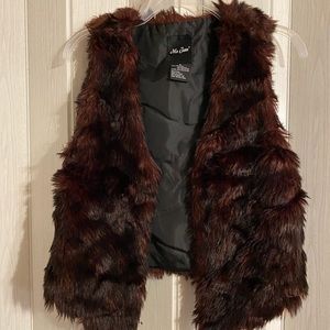 Fur vest